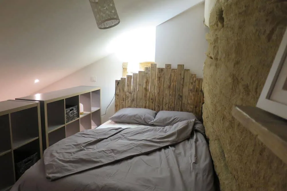 Cabanon semi-troglodyte de Sérignan à Sérignan-du-Comtat, photo 2