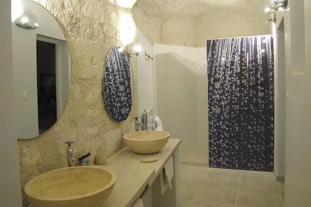 Chambre Troglo du Manoir des Roches à Montrichard Val de Cher, photo 4