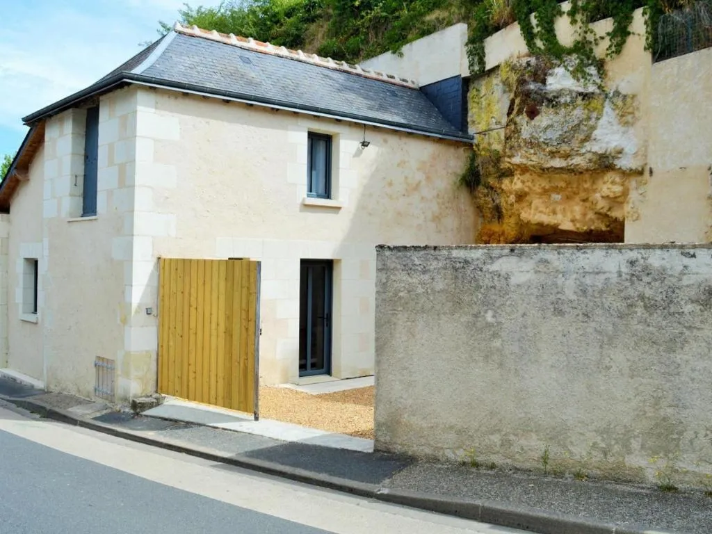 Gîte atypique de Savonnières, maison semi-troglodyte à Savonnières