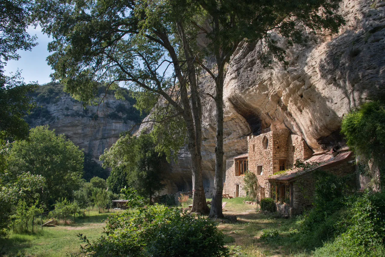 La Baume de Chantebelle, gîte troglodyte à Sivergues