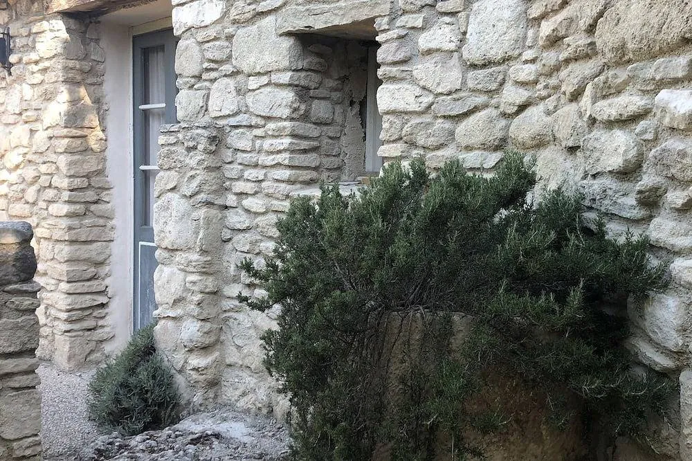 La Baumo 2, gîte troglodyte au Beaucet