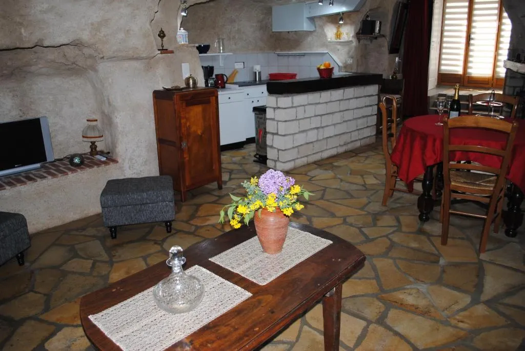 Le Troglo des 3 Châteaux, gîte troglodyte à Amboise