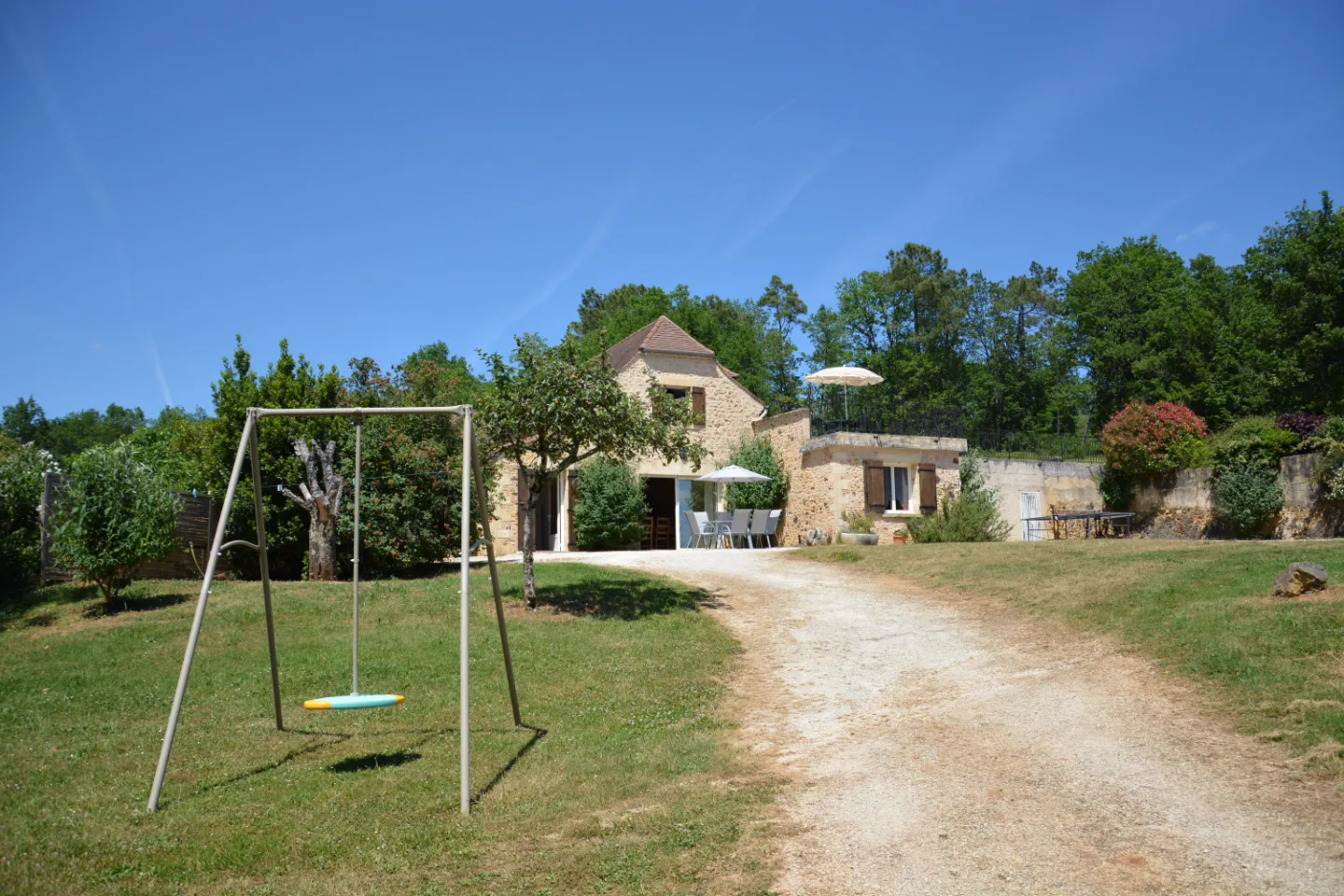 Les Peyrières, gîte troglodyte à Mauzens-et-Miremont