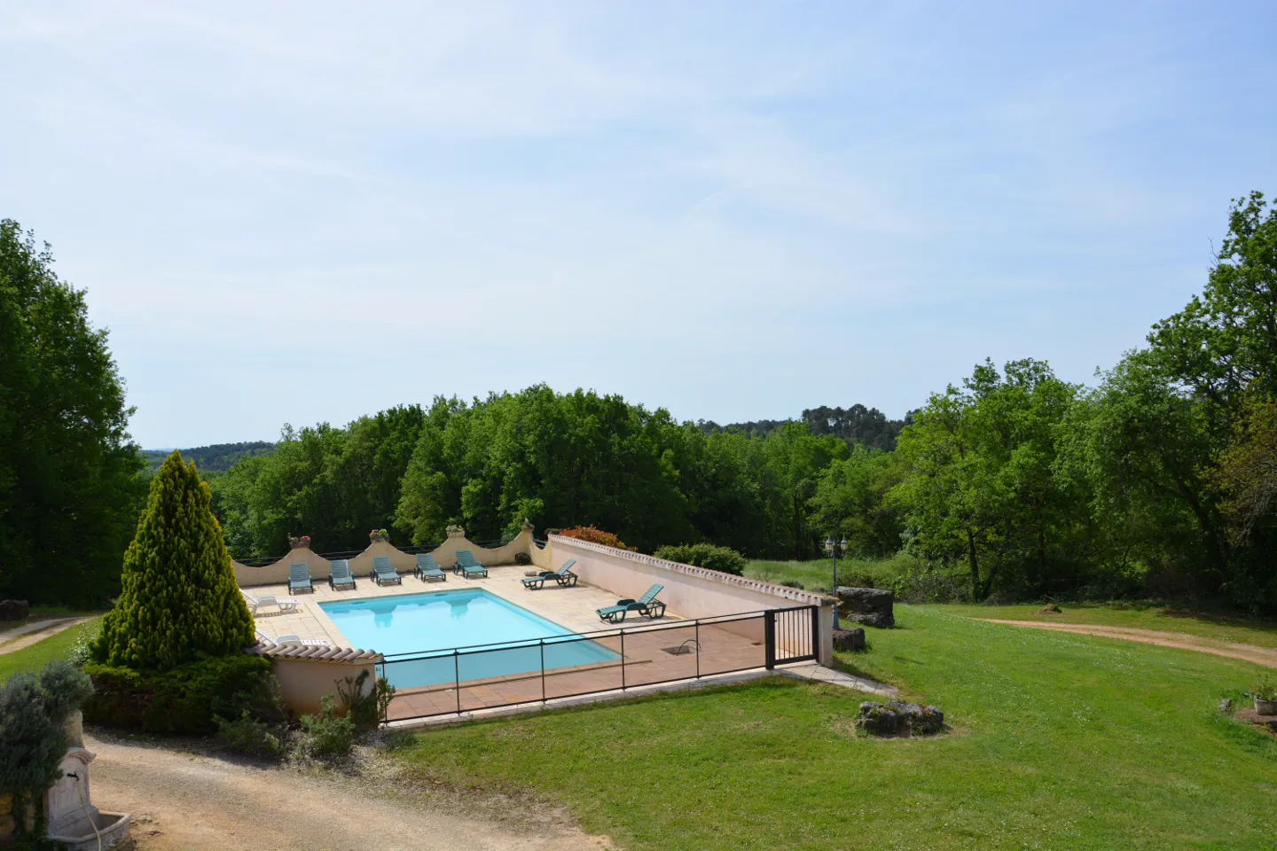 Les Peyrières à Mauzens-et-Miremont, photo 4