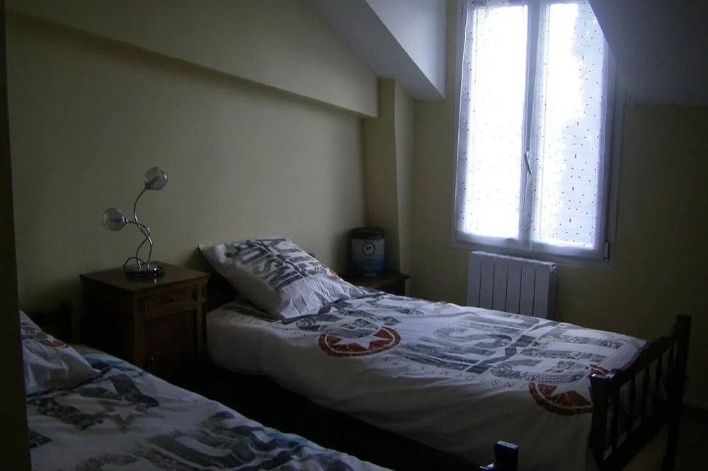 Maison Semi-Troglodyte à Nazelles-Négron, photo 4