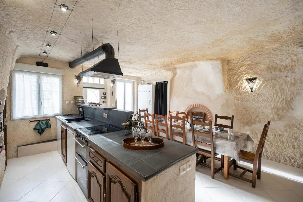 Maison troglodyte de Vernou à Vernou-sur-Brenne, photo 4