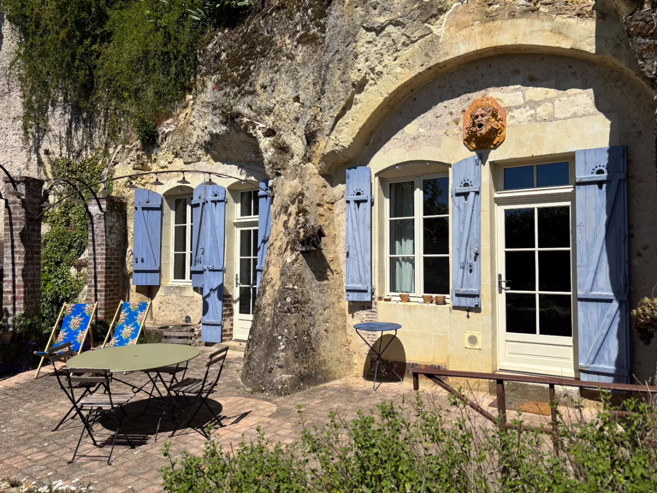 Maison troglodyte panoramique, gîte troglodyte à Troo