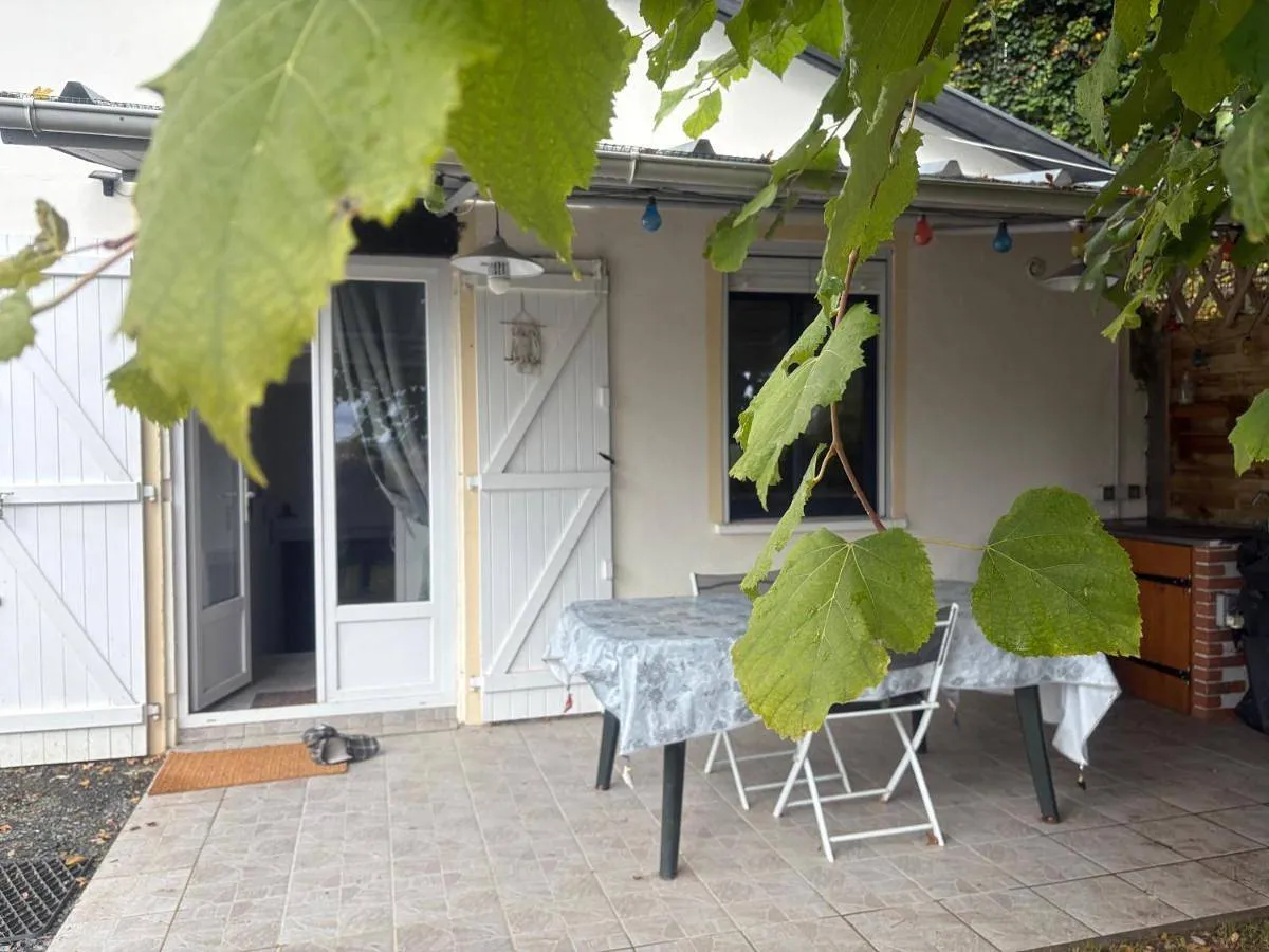 Maisonnette troglodytique à Flée, photo 2