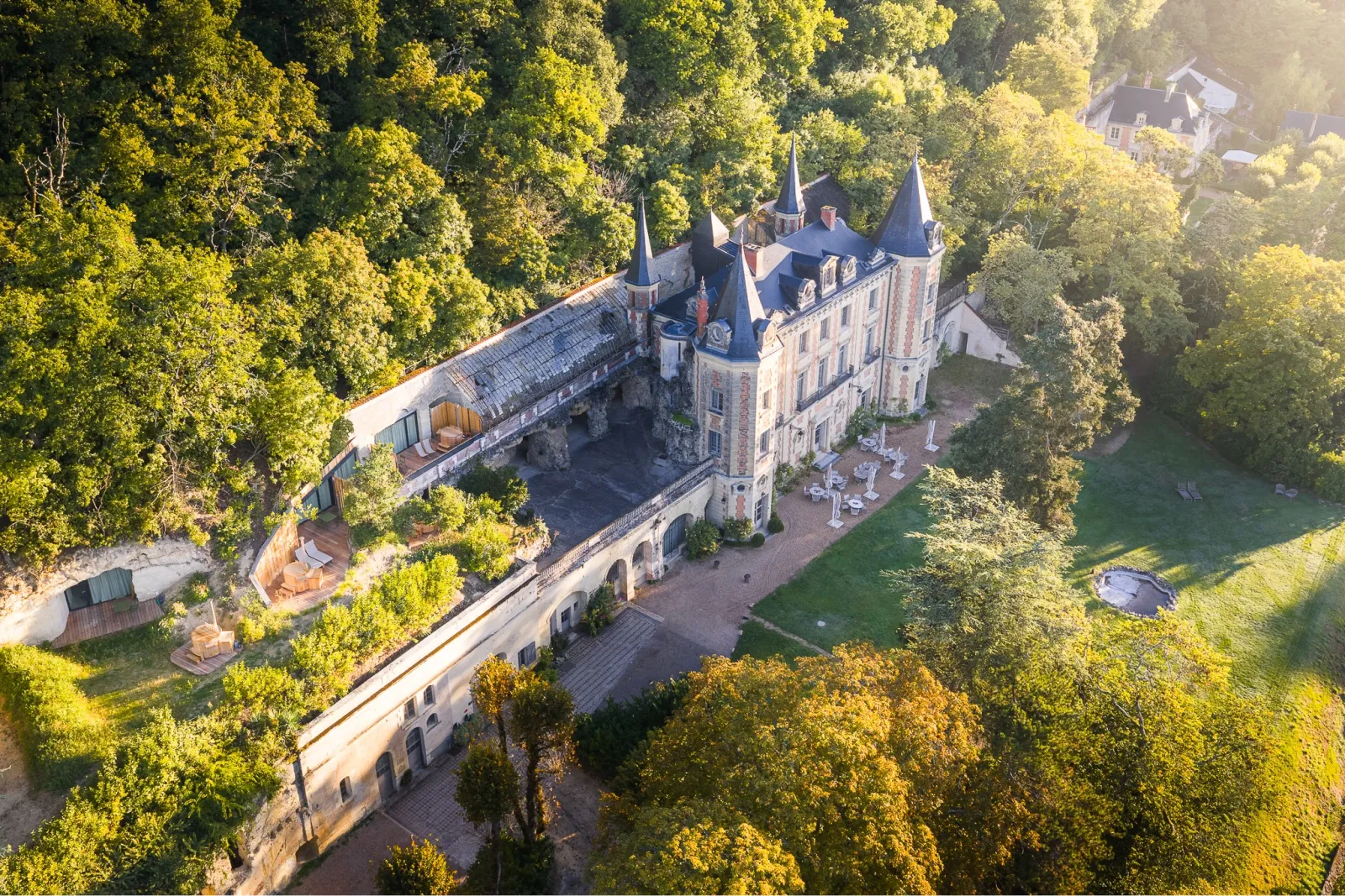 Suite Prestige Terrasse de Perreux à Nazelles-Négron, photo 2