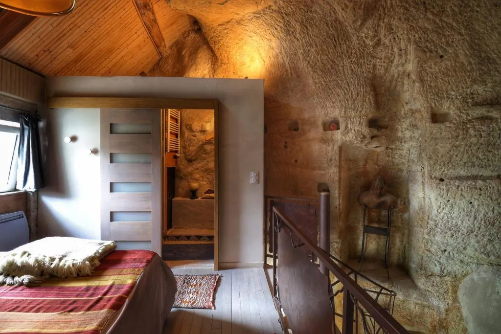 Troglodyte Loft 2 à Thoré-la-Rochette, photo 4